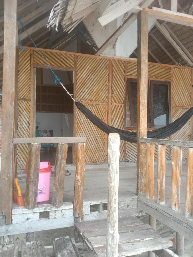 Yennanas Besir Amfriwen Homestay מראה חיצוני תמונה