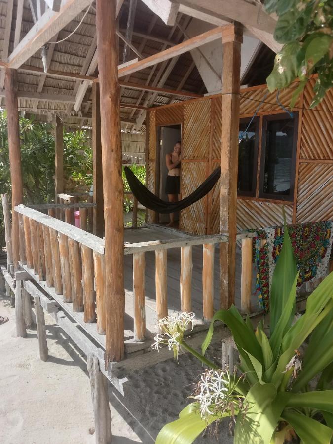 Yennanas Besir Amfriwen Homestay מראה חיצוני תמונה