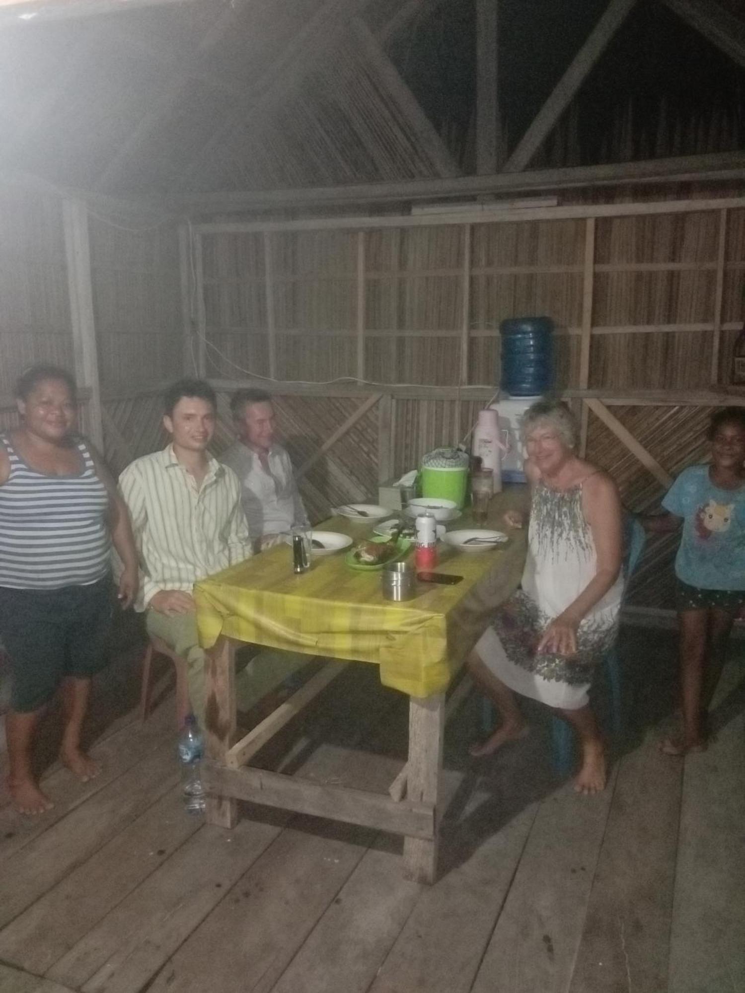 Yennanas Besir Amfriwen Homestay מראה חיצוני תמונה