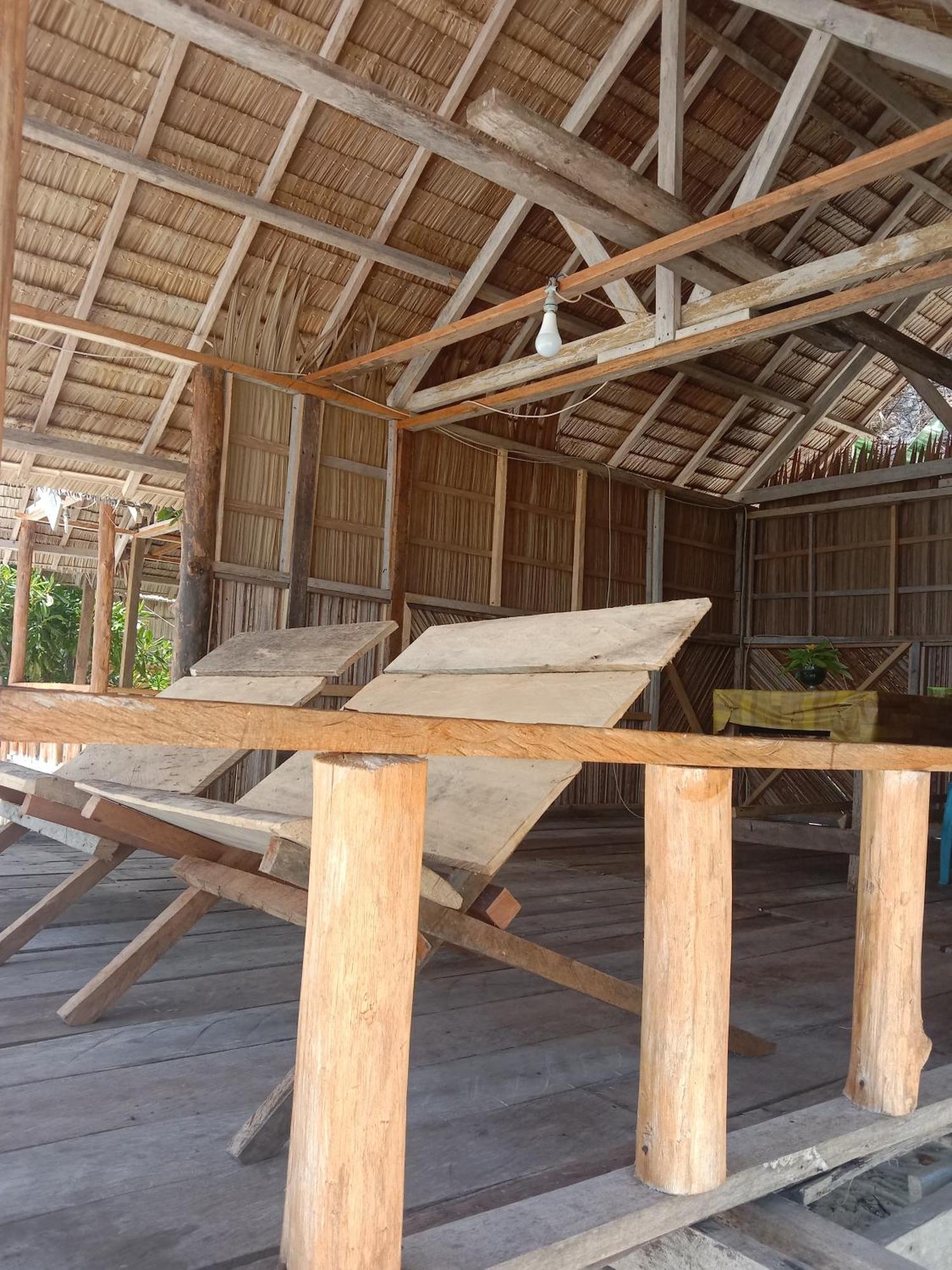 Yennanas Besir Amfriwen Homestay מראה חיצוני תמונה