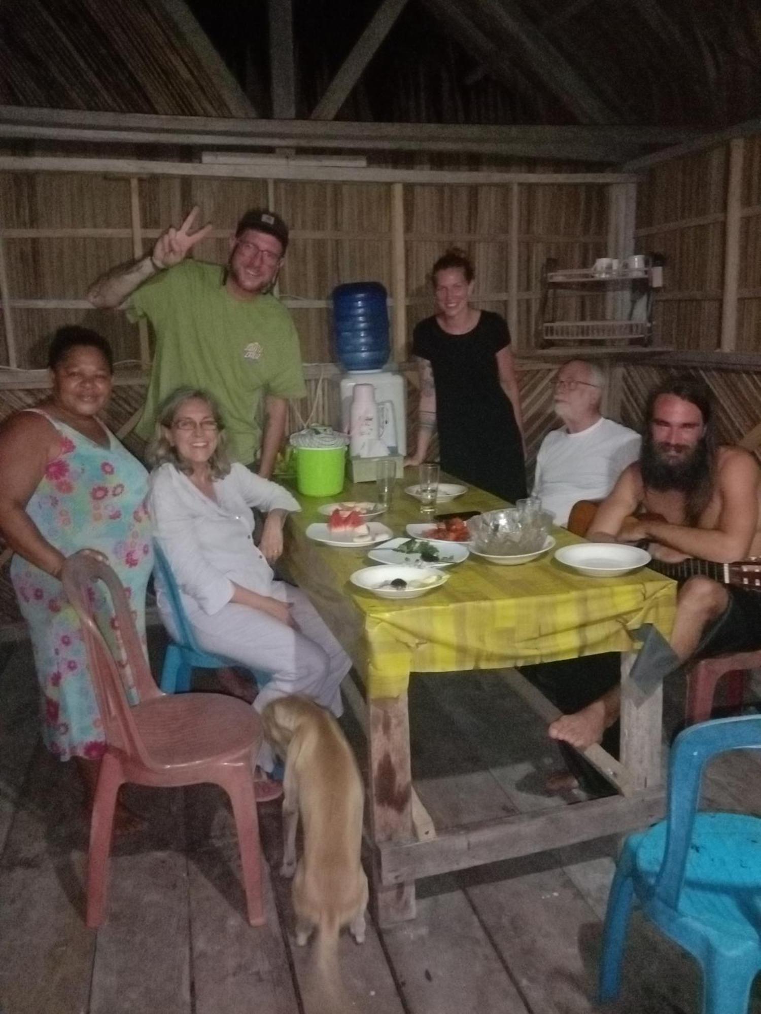 Yennanas Besir Amfriwen Homestay מראה חיצוני תמונה